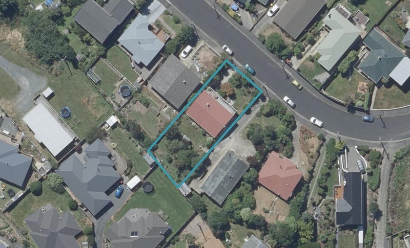 73 Centennial Avenue, Helensburgh, Dunedin - Carousel 1