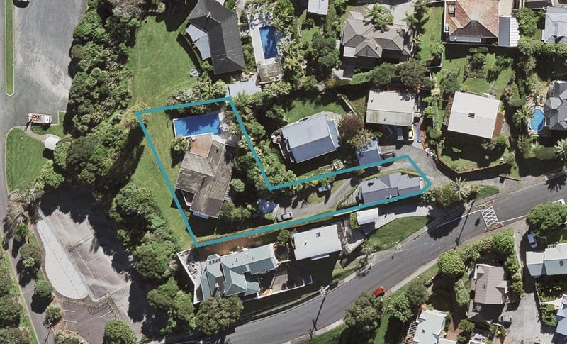 7 Council Terrace, Northcote Point, Auckland - Carousel 1