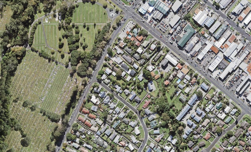 8/59 Glenview Road, Glen Eden, Auckland - Carousel 1