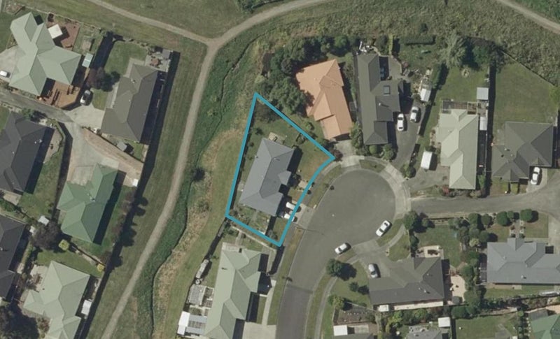 5 Logan Views, Kelvin Grove, Palmerston North - Carousel 1