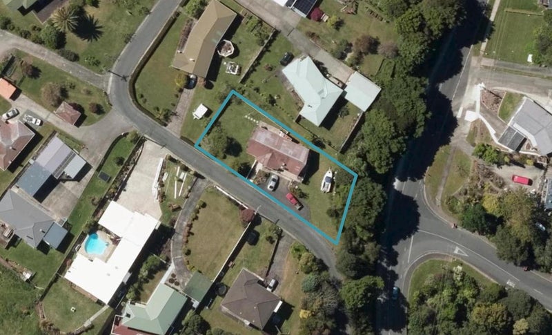35 Memorial Drive, Parahaki, Whangarei - Carousel 1