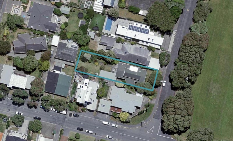 56 Monro Street, Seatoun, Wellington - Carousel 1