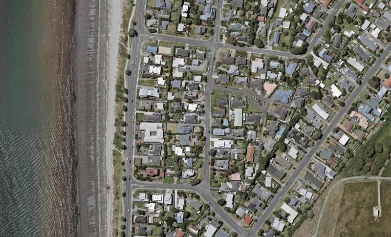 126 Seaview Road, Paraparaumu Beach, Paraparaumu - Carousel 1