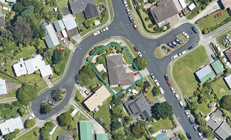 6 Aquarius Drive, Kawaha Point, Rotorua - Carousel 1