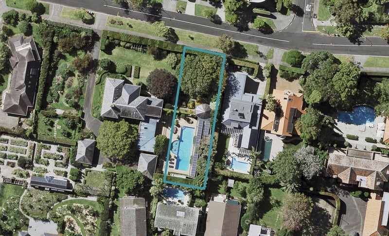 77 Godden Crescent, MISSION BAY, AUCKLAND - Carousel 1