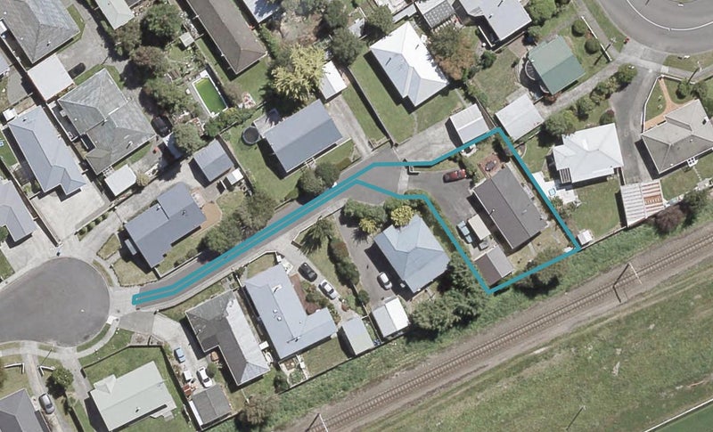 13 Phar Lap Grove, Trentham, Upper Hutt - Carousel 1