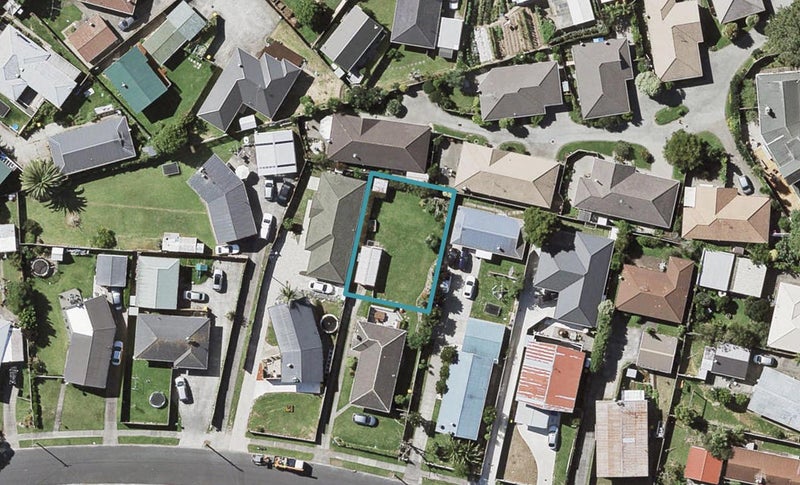 9A Aurea Avenue, Pakuranga, Auckland - Carousel 1