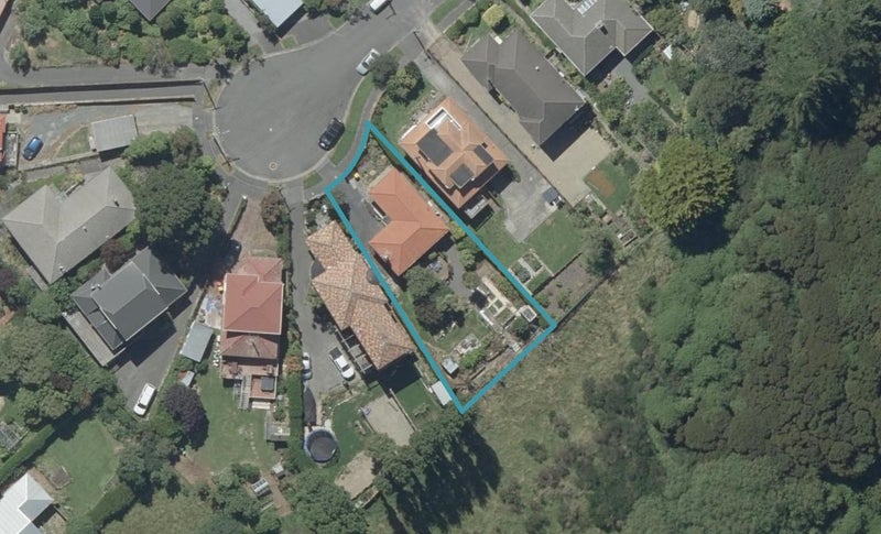21 Northfield Avenue, Opoho, Dunedin - Carousel 1