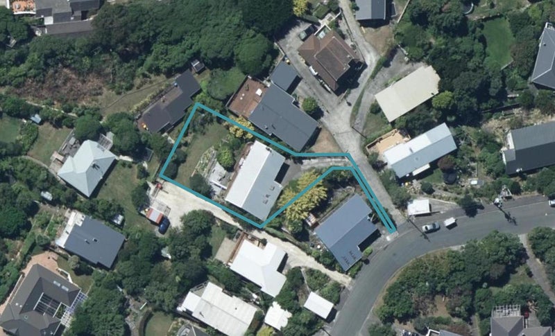32 Taupo Crescent, Plimmerton, Porirua - Carousel 1