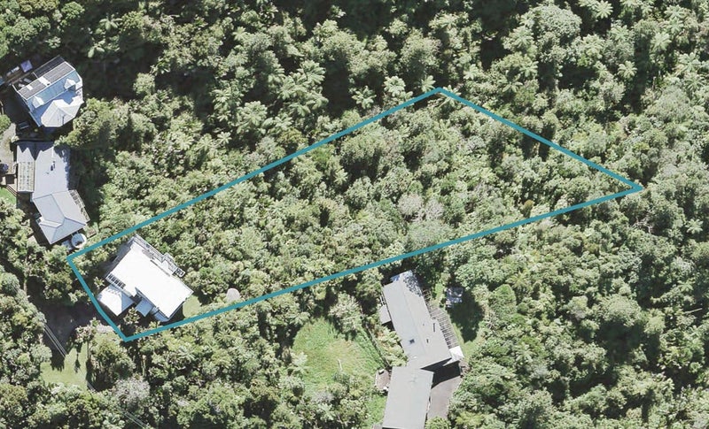 509 Scenic Drive, Waiatarua, Auckland - Carousel 1