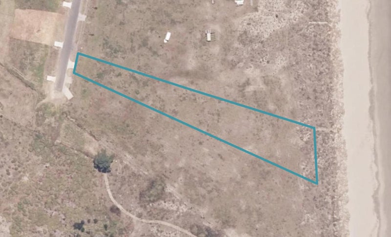 22 Pukenui Drive, Māhia - Carousel 1