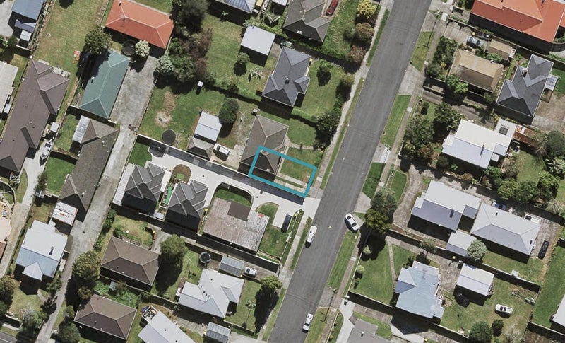 22A Driver Road, Mangere East, Auckland - Carousel 1