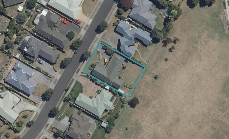 7 Limousin Place, Grandview Heights, Hamilton - Carousel 1