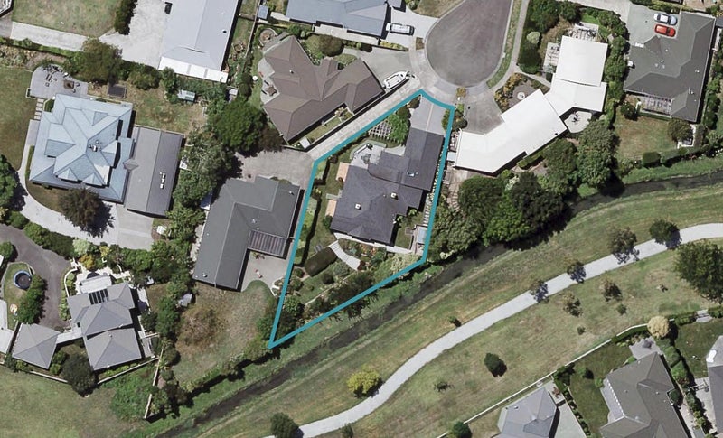 9 Irene Mooney Place, Greenmeadows, Napier - Carousel 1