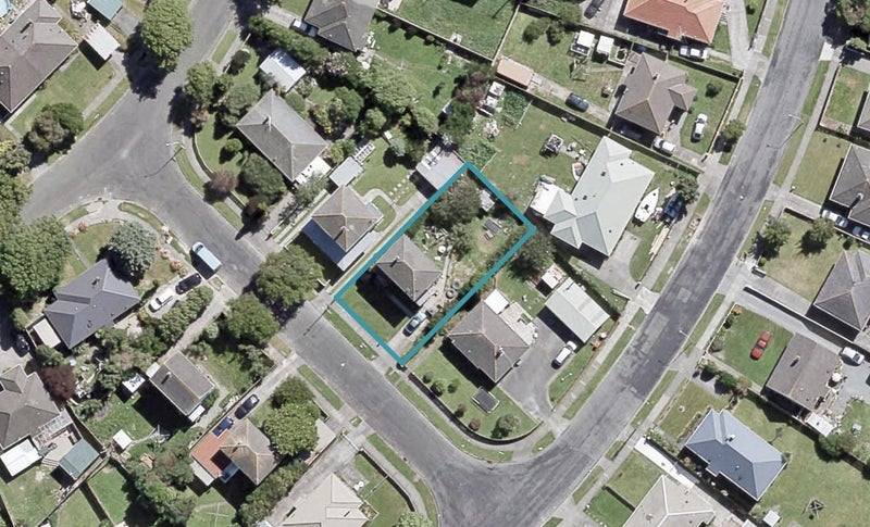 4 Meldrum Street, Naenae, Lower Hutt - Carousel 1