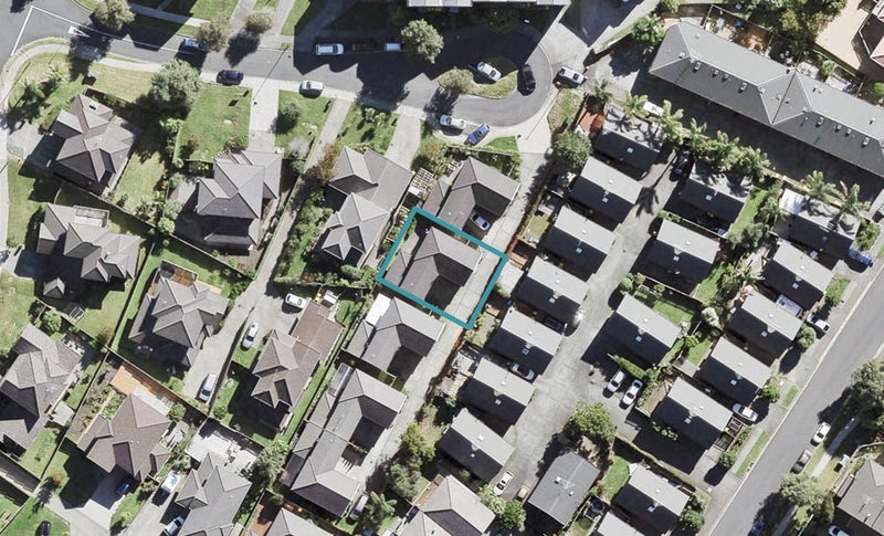 16 Andersons Road, Oteha, Auckland - Carousel 1
