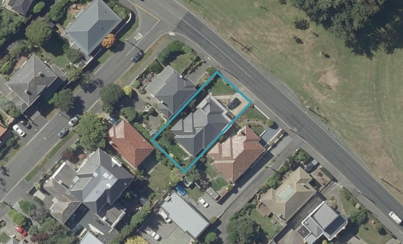 131 Eglinton Road, Mornington, Dunedin - Carousel 1
