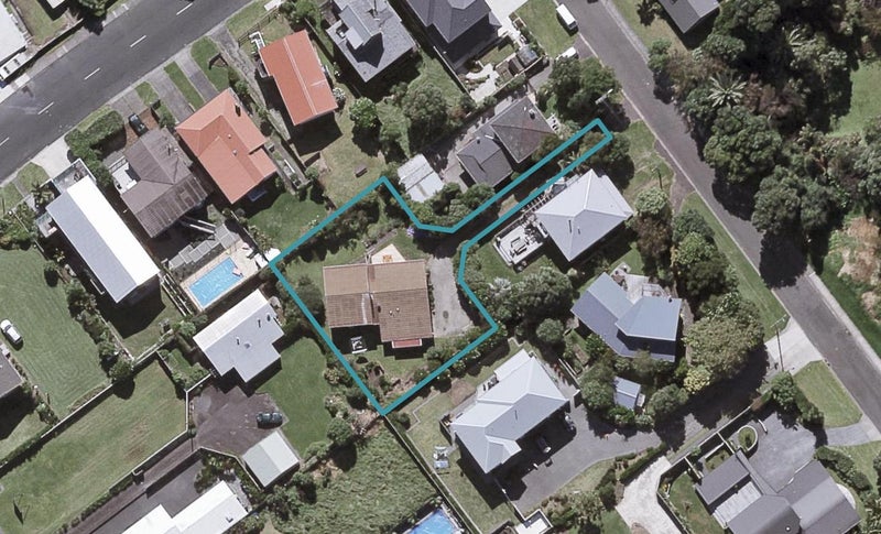 6 Mcfarlane Street, Oakura, Oakura - Carousel 1