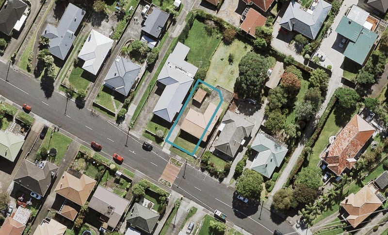 23 Olsen Avenue, Hillsborough, Auckland - Carousel 1