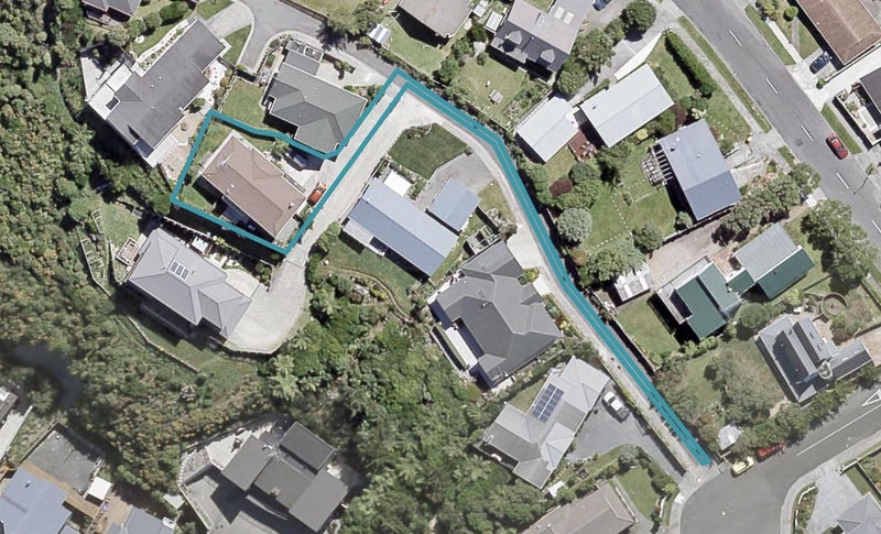 11 Lemonwood Grove, Maungaraki, Lower Hutt - Carousel 1