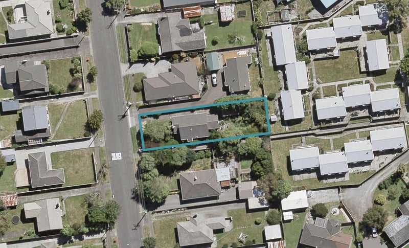 49A Fraser Crescent, Elderslea, Upper Hutt - Carousel 1