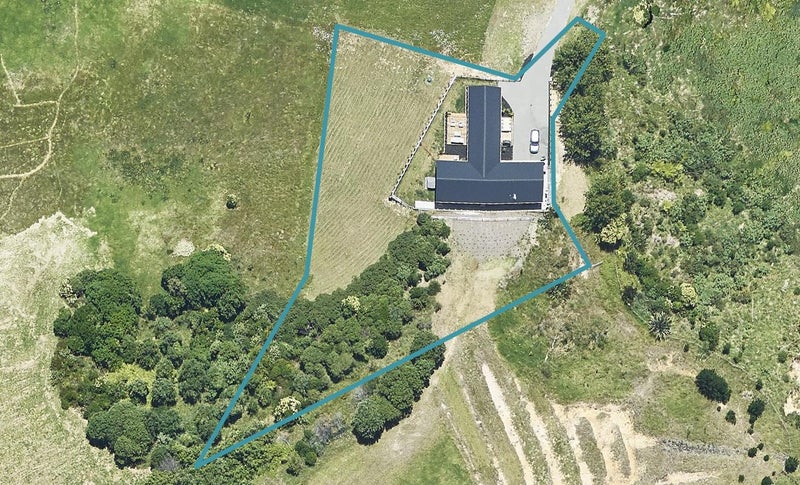 60 Oceana Drive, Welcome Bay, Tauranga - Carousel 1