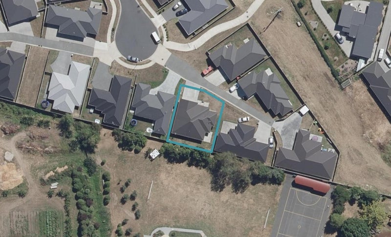 17 Oolong Court, Huntington, Hamilton - Carousel 1