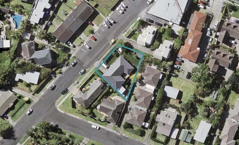 4 Stanley Avenue, Milford, Auckland - Carousel 1