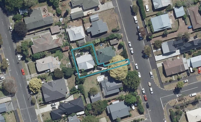 24A Bond Street, Hamilton East, Hamilton - Carousel 1