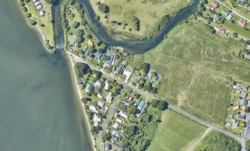 32 Takinga Street, Mourea, Rotorua - Carousel 1