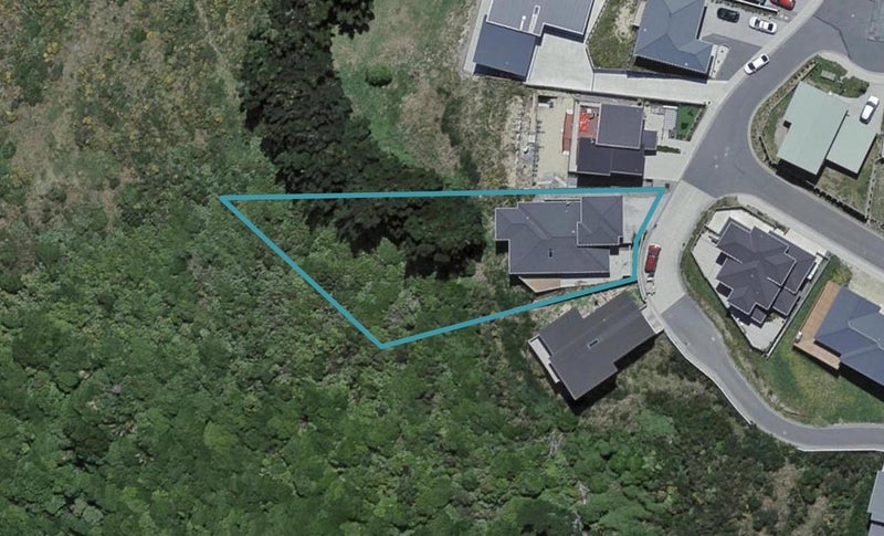 8 Piper Way, Newlands, Wellington - Carousel 1