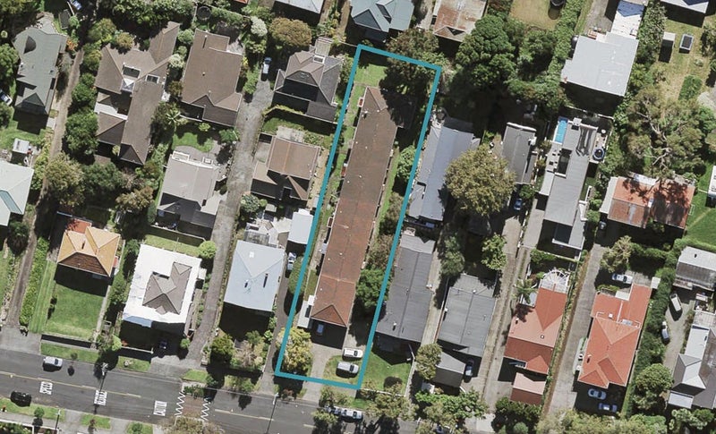 6/11 Peary Road, Mount Eden, Auckland - Carousel 1