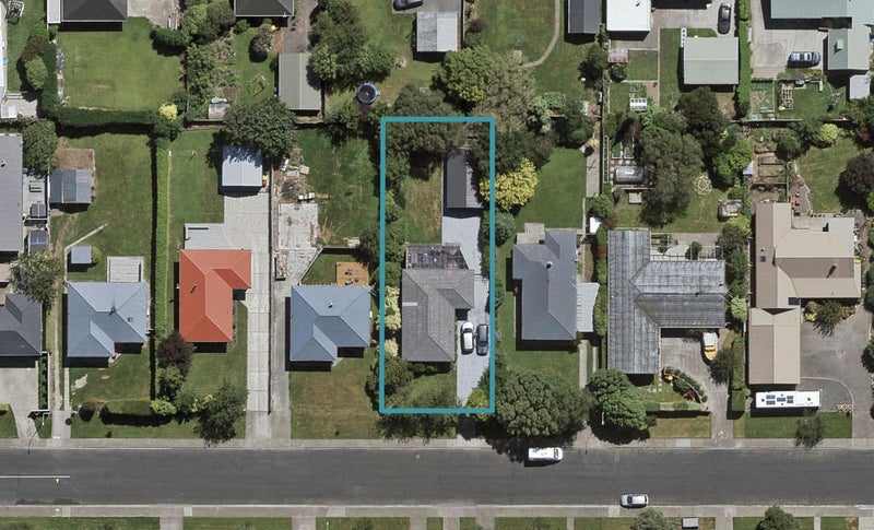 8 Lamond Street West, Rosedale, Invercargill - Carousel 1
