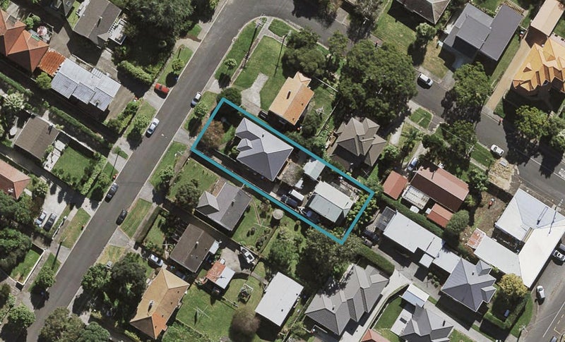 127A Paihia Road, One Tree Hill, Auckland - Carousel 1