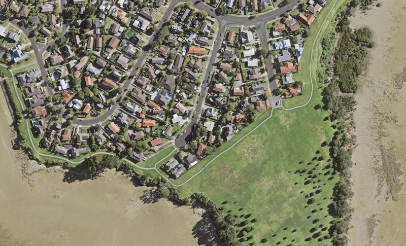 20 Hoylake Place, Wattle Downs, Auckland - Carousel 1