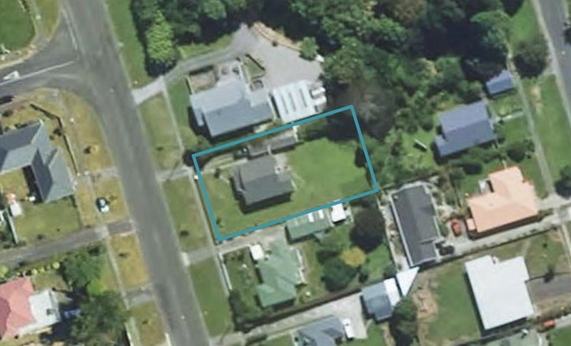 28 Hamlet Street, Stratford, Stratford - Carousel 1