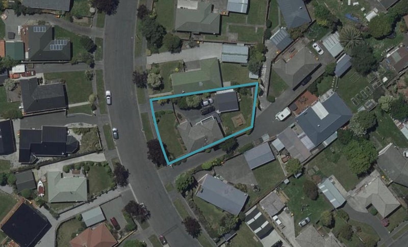 111 Warren Crescent, Hillmorton, Christchurch - Carousel 1