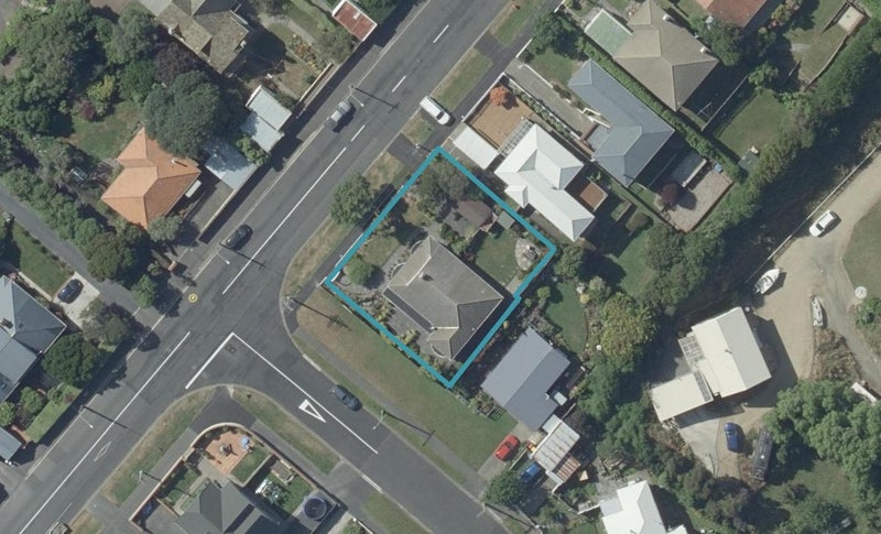 98 Highcliff Road, Andersons Bay, Dunedin - Carousel 1