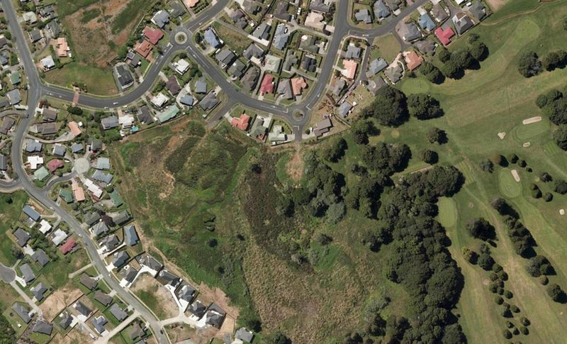6 Royal Saint Annes Drive, Te Kamo, Whangārei - Carousel 1
