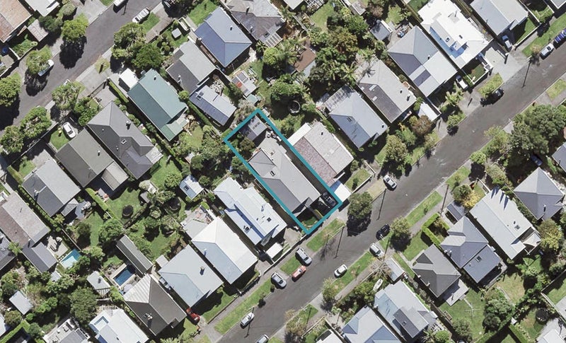 24 Chester Avenue, Westmere, Auckland - Carousel 1