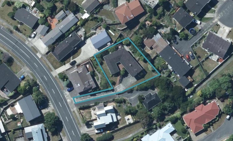 65 Discovery Drive, Whitby, Porirua - Carousel 1