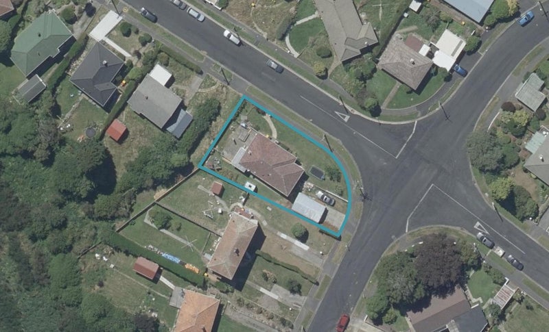 203 Burt Street, Wakari, Dunedin - Carousel 1