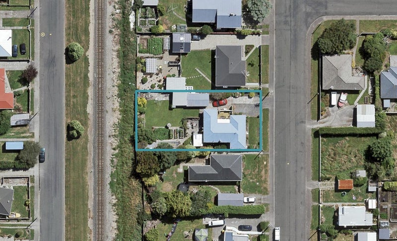 84 Ross Street, Grasmere, Invercargill - Carousel 1