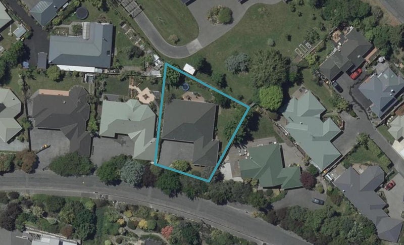 11 Happy Home Road, Westmorland, Christchurch - Carousel 1