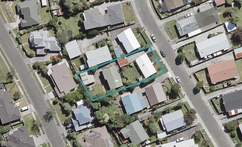 31B Roband Crescent, Brown Owl, Upper Hutt - Carousel 1