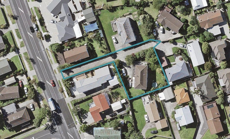132 Aviemore Drive, Highland Park, Auckland - Carousel 1