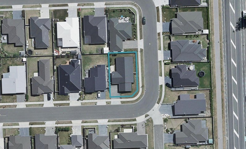 11 Drake Crescent, Awatoto, Napier - Carousel 1