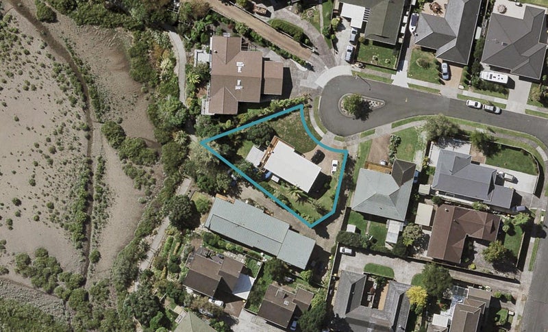 34 Kentigern Close, Pakuranga, Auckland - Carousel 1
