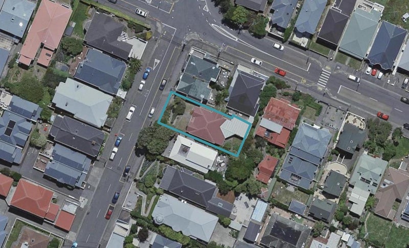 81 Brougham Street, Mount Victoria, Wellington - Carousel 1