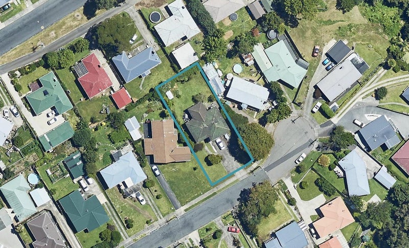 15 Sharyn Place, Brookfield, Tauranga - Carousel 1